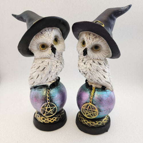 Witchy Owl on Ball with Pentacle (assorted)