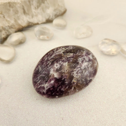 Lepidolite Palm Stone (approx. 6.5x4.7cm)
