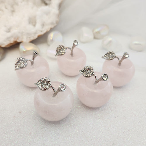 Rose Quartz Apple with Rhinestone Leaf (assorted. approx. 3.5x3.1cm)