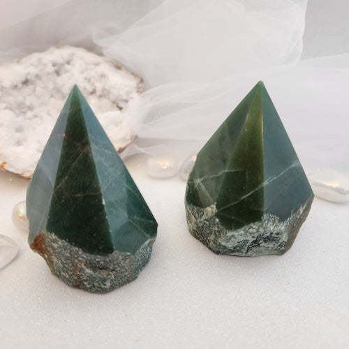 Green Aventurine Partially Polished Point (approx. 8.5x5.8cm)
