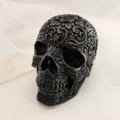 Engraved Skull Black Resin (approx. 9x13x10cm)