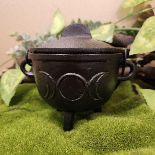 Triple Moon Incense Cauldron (cast iron. approx. 10.5x11.5x9cm)