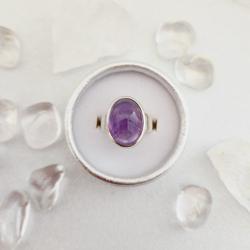 Amethyst Ring (oval. set in sterling silver)