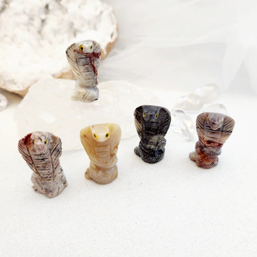 Soapstone Cobra (assorted. approx. 3.5 x1.8x1.8cm)