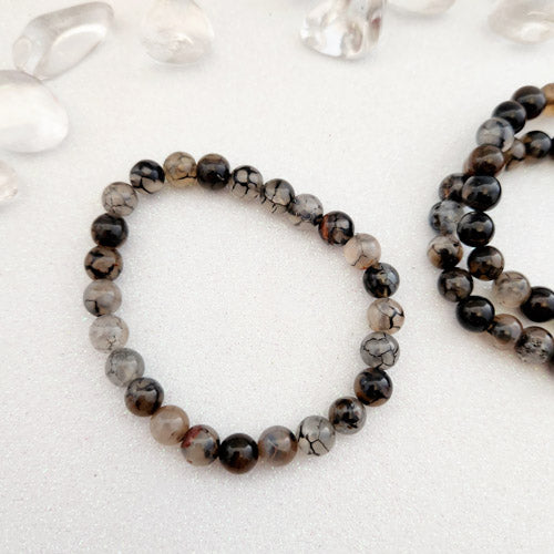 Dragon's Vein Agate Bracelet (dyed. approx. 8mm round beads)
