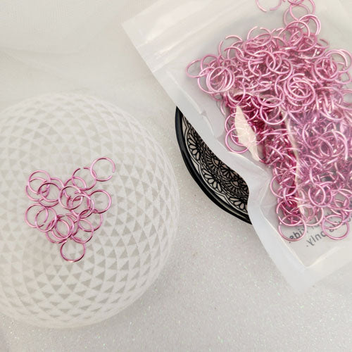 Pink Open Jump Rings Pack (aluminium. approx. 10x1.0mm. 18 gauge. approx. 320 rings)