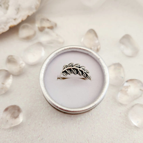 Fern Leaf Ring (sterling silver. size 10)