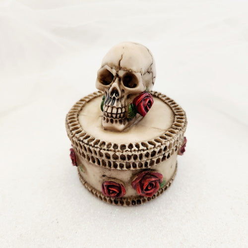 Skull on Box with Roses (approx. 8cm)
