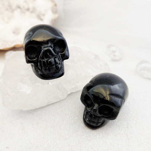 Black Obsidian Skull (assorted. approx. 3.1x3x4cm)