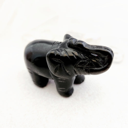 Black Obsidian Elephant (assorted. approx. 5.2x7.6x3.2cm)