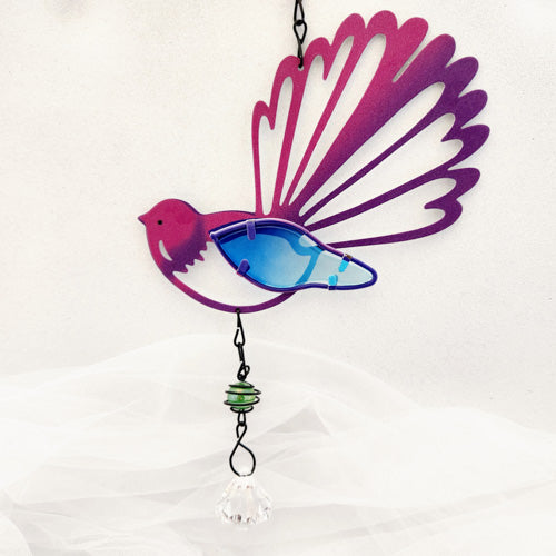 Hanging Fantail with Prism (approx. 16.6 x 17cm)