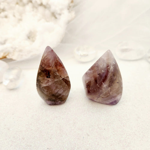 Amethyst Mini Flame Point (assorted. approx. 4.6-5.2x2.7-3.4cm)