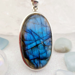 Labradorite Oval Pendant