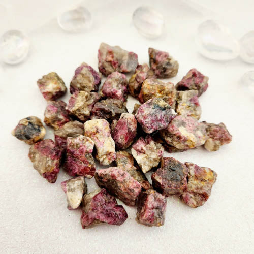 Pink/Red Tourmaline in Quartz Rough Rock (assorted. approx.1.5-2.8x1.4-2.2cm)