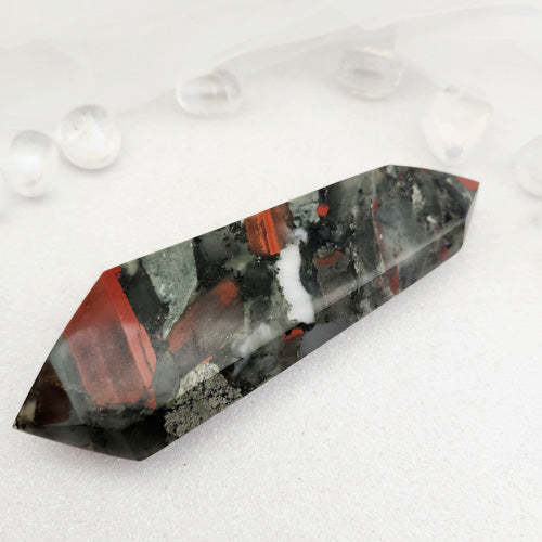 Bloodstone Double Terminated Point (approx. 15.3x5.4x2.2cm)
