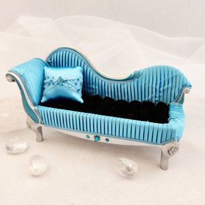 Chaise Ring Holder