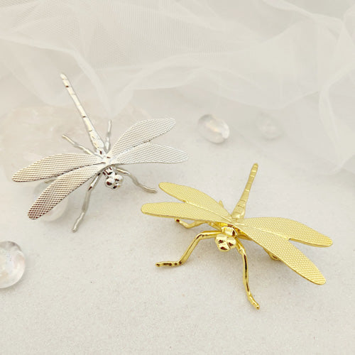 Dragonfly Ornament (silver or gold. approx. 2.5x9x8cm)