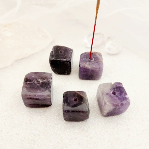Amethyst Cubed Incense Holder (assorted. approx. 1.8-2.1x2-2.5cm)