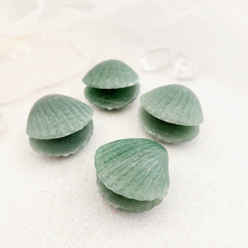 Green Aventurine Clam Shell (assorted. approx. 2.6x3.6cm)