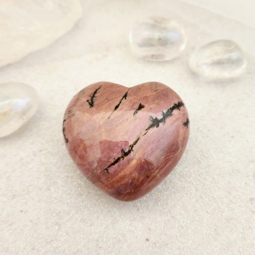 Rhodonite Heart (assorted. approx. 4.3x4.5cm)