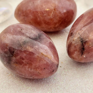 Strawberry Quartz Egg