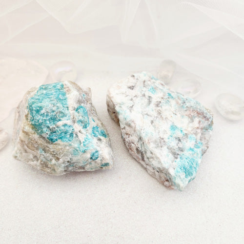 Amazonite Rough Rock (assorted. approx. 9-10x7.1-7.3cm)