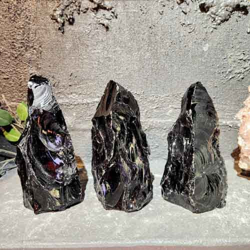 Black Obsidian Rough Rock with Cut Base (assorted. approx. 19-20.4x7-8.4x10.2cm)