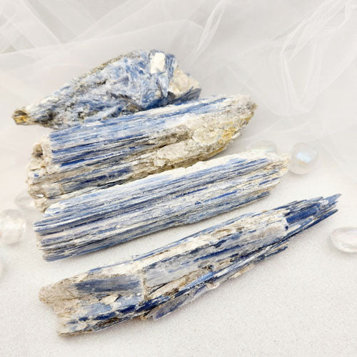 Blue Kyanite Specimen (assorted. approx. 13.9-20.2x3.8-6cm)