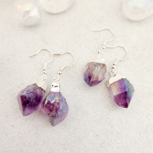 Amethyst Aura Point Earrings Dipped in White Metal (assorted. silver metal)