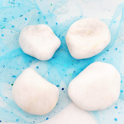 White Quartz Free Form (assorted. approx. 5.7-6.9x4.4-5.9cm)