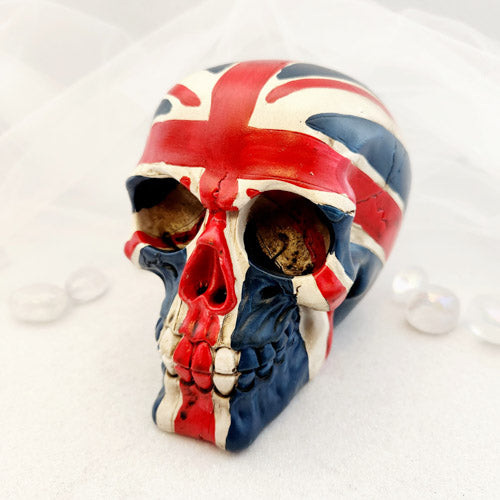 Skull with Union Jack (approx. 11.5x10x14cm)