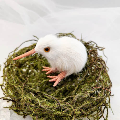 White Kiwi that Hangs or Stands (approx. 5.5x9cm)
