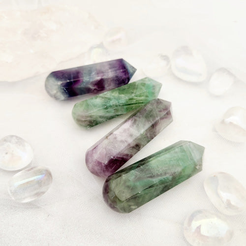 Rainbow Fluorite Faceted Wand (assorted. approx. 6.6-7.1x2-2.3cm)