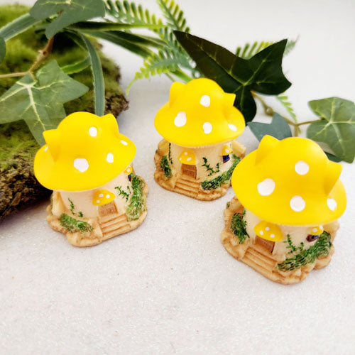 Yellow Mushroom Cottage for your Fairy Garden (approx. 4x4cm)