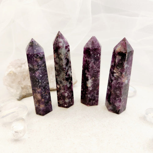 Lepidolite Polished Point (assorted. approx. 8.8-9.4x2.4-2.7cm)