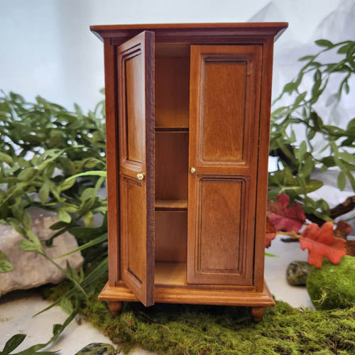 Fairy Garden/Dolls House Wooden Cupboard (approx. 15.5x9.5cm)