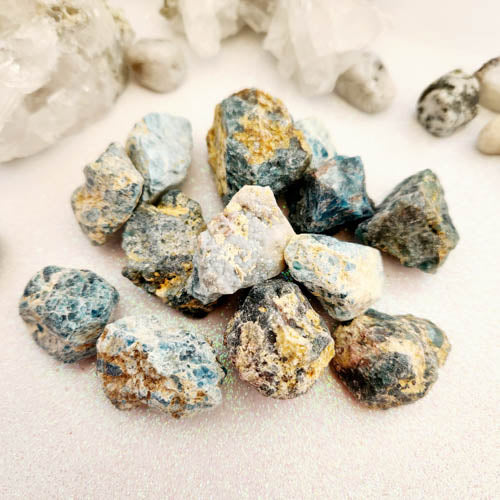 Blue Apatite Rough Rock (assorted. approx. 2.4-3.7x2-3.2cm)