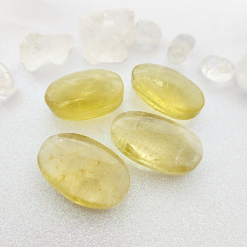 Natural Citrine Palm Stone (assorted. approx. 4.5-5x2.5-3cm)