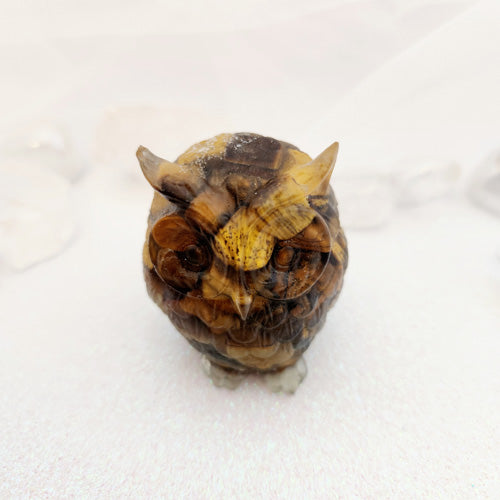 Tiger's Eye Chips in Resin Owl (assorted. approx. 7.6x4cm)