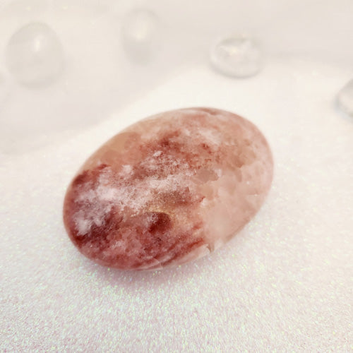 Rose Calcite Palm Stone (approx.6.7-7x4.9-5.1cm)