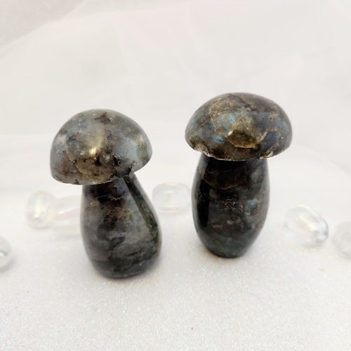 Labradorite Mushroom (assorted. approx. 7.5-7.7x4.2-4.5cm)