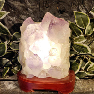 Amethyst Cluster Lamp