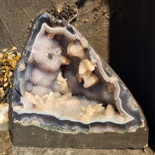 Amethyst Geode with Calcite (approx. 23x26x16.5cm)