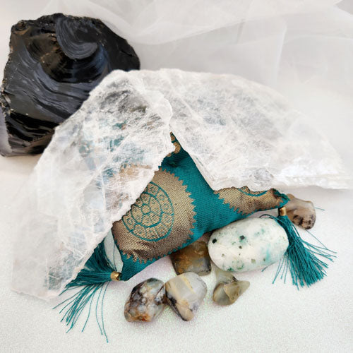 Selenite Shard (assorted. approx. 17.2-20x9-13.5cm)