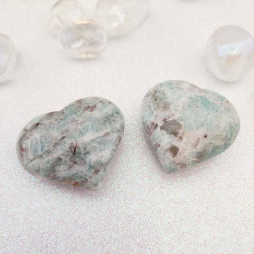 Amazonite Heart (assorted. approx. 3.7-4x4-4.6cm)