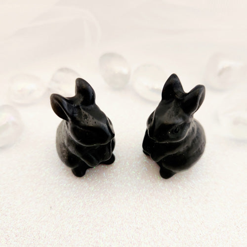 Black Obsidian Rabbit (assorted. approx 4x2.5cm)