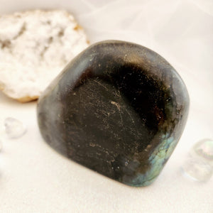 Labradorite Free Form