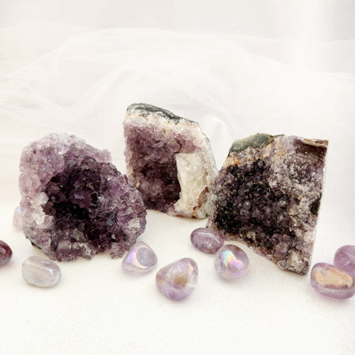 Amethyst Standing Cluster (assorted. approx. 8-9.3x6.4-8.1cm)