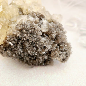 Sparkling Druzy Quartz w. Calcite Specimen