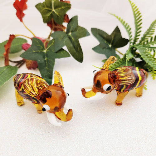 Amber Glass Elephant (approx. 4x6cm)